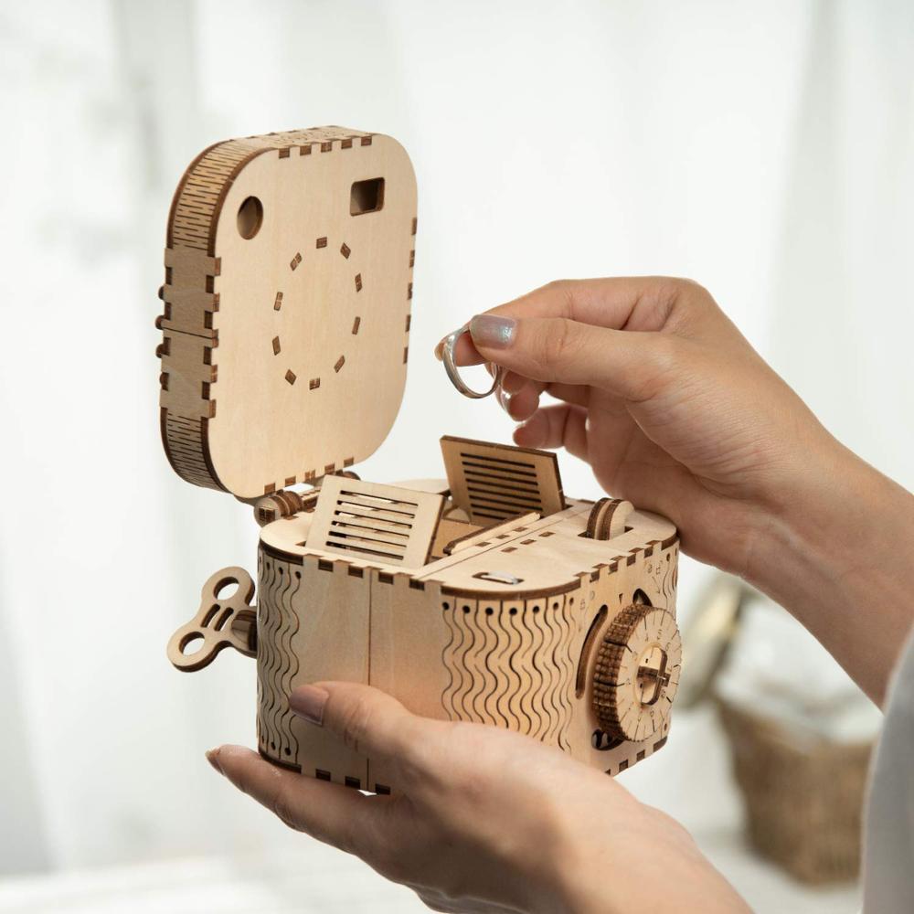 3D Wooden Puzzle – Password Keeper Box